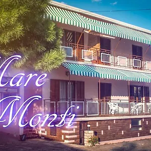 And Mare-monti Stari Grad